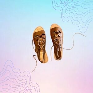 INDIGO RD. Women’s Lace Up Brown Leather Sandals Size 9